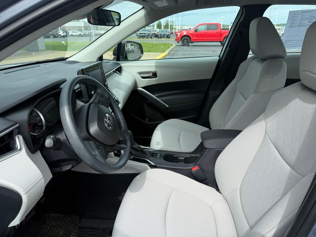 toyota corolla cross 2022 7MUAAABG7NV027143 image toyota corolla cross 2022 7MUAAABG7NV027143 image